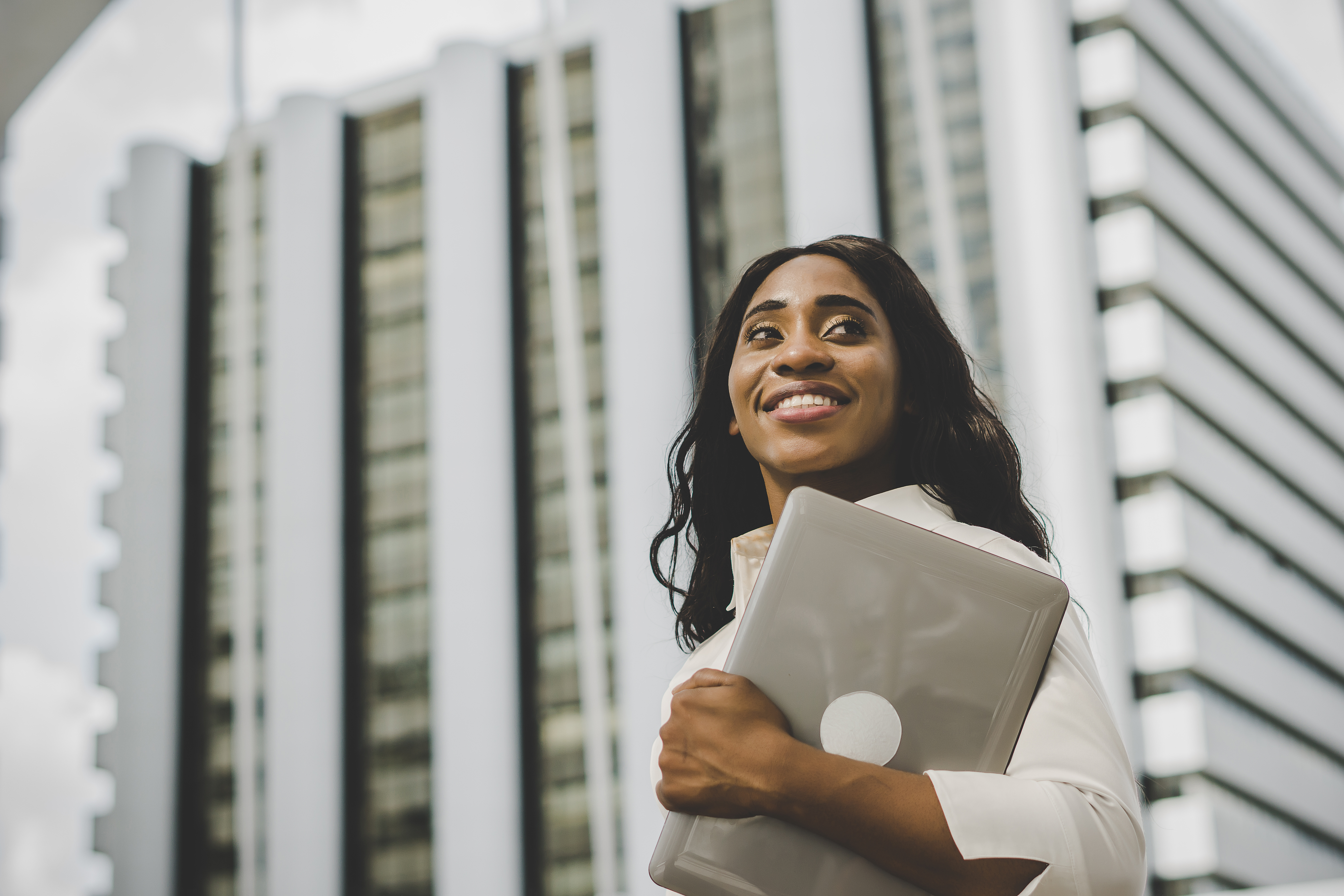 Why Nigerian Realtors With Good Ideas Stay Broke (And How to Fix It)